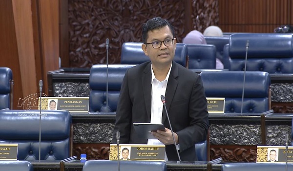 Timbalan Menteri Peralihan Tenaga dan Transformasi Air (PETRA), Akmal Nasrullah Mohd Nasir /RTM